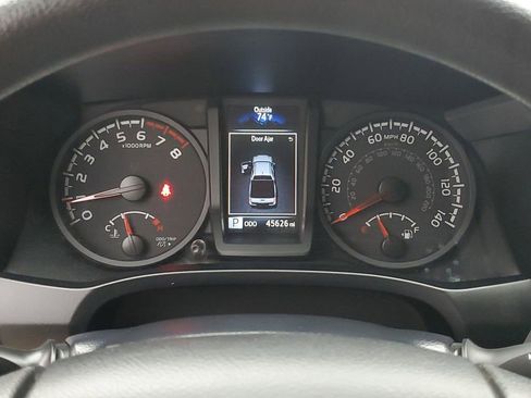 Used 2023 Toyota Tacoma SR AWD/4WD image 23