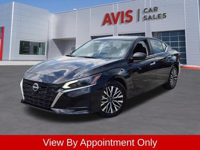 Used 2025 Nissan Altima 2.5 SV