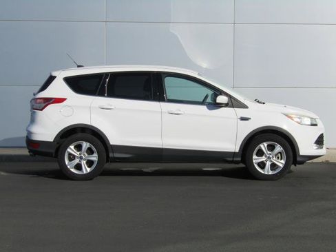 Used 2014 Ford Escape SE image 4