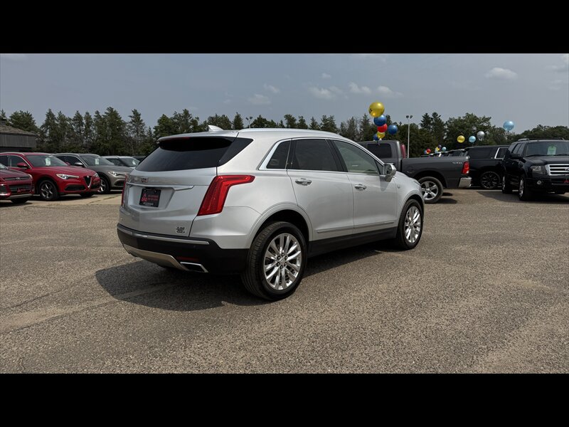Used 2017 Cadillac XT5 Platinum AWD/4WD image 5