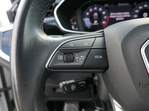 Used 2024 Audi Q3 2.0T Premium image 15