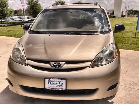 Used 2007 Toyota Sienna LE FWD image 7