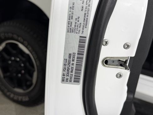 Used 2025 RAM 2500 Laramie image 35