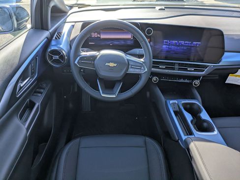 Used 2026 Chevrolet Equinox EV LT w/ LPO, All-Weather Mat Package image 14