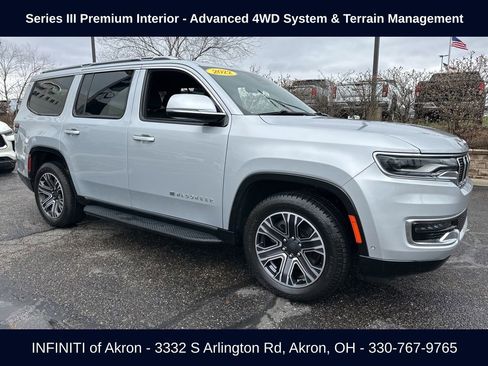 Used 2022 Jeep Wagoneer Series III w/ Flexible Seating Group AWD/4WD image 16