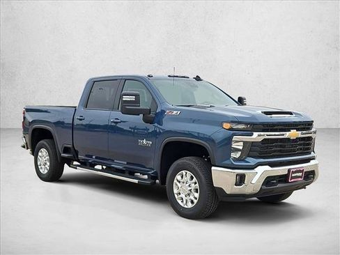 New 2026 Chevrolet Silverado 2500 LT w/ Texas Edition AWD/4WD image 7