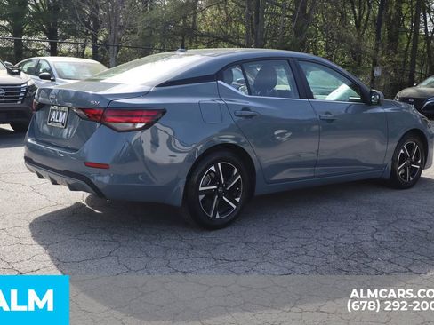 Used 2024 Nissan Sentra SV image 6