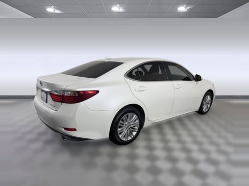Used 2013 Lexus ES 350 w/ Luxury Pkg FWD image 9