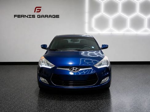 Used 2016 Hyundai Veloster w/ Option Group 02 FWD image 10