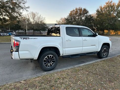 Used 2021 Toyota Tacoma TRD Sport image 5