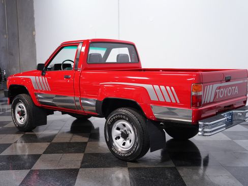 Used 1988 Toyota Pickup 4x4 Regular Cab image 8