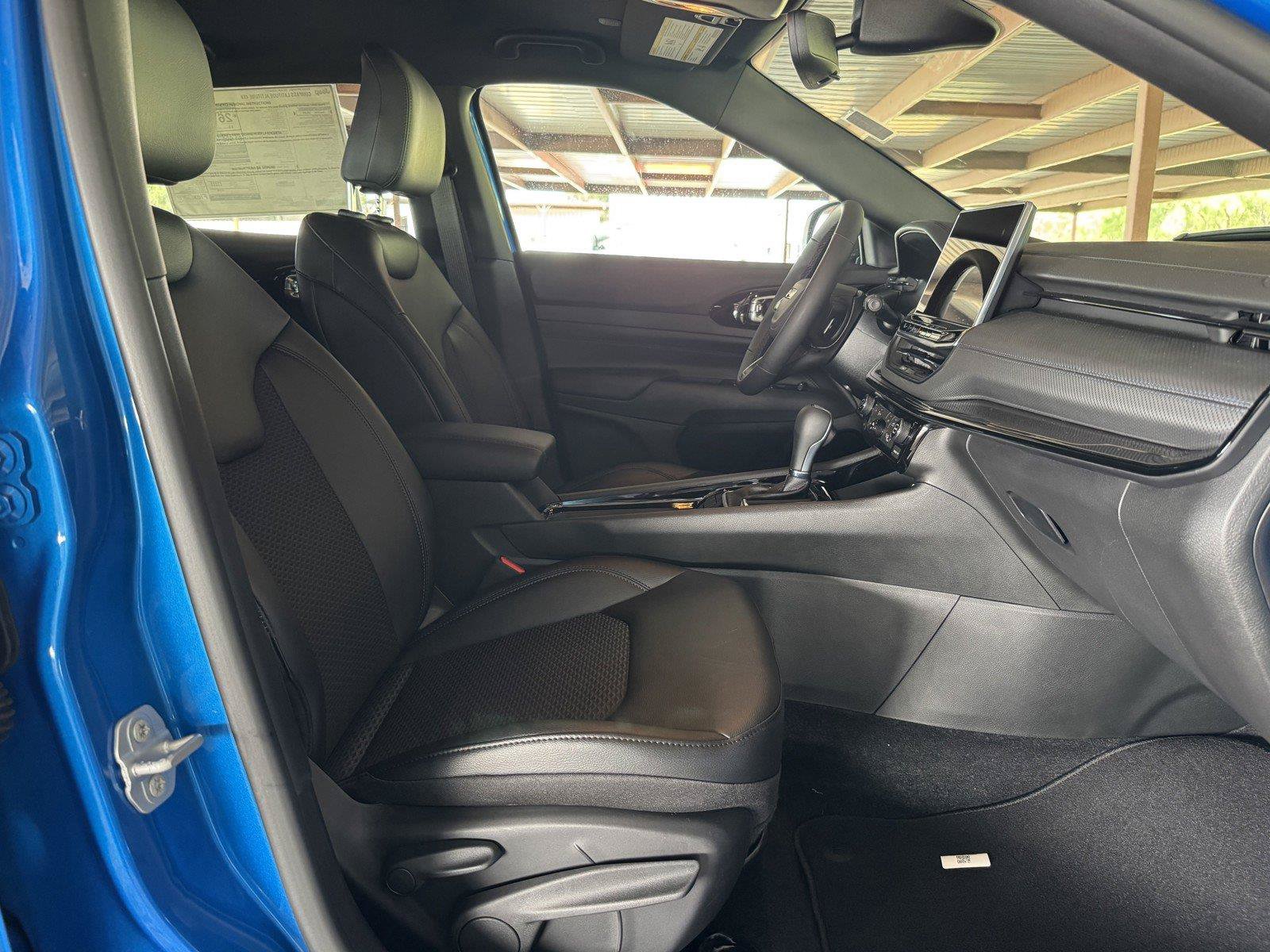 New 2026 Jeep Compass Latitude AWD/4WD image 39