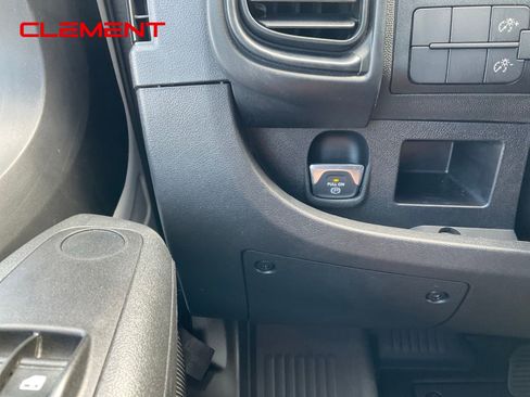 Used 2023 RAM ProMaster 2500 FWD image 9