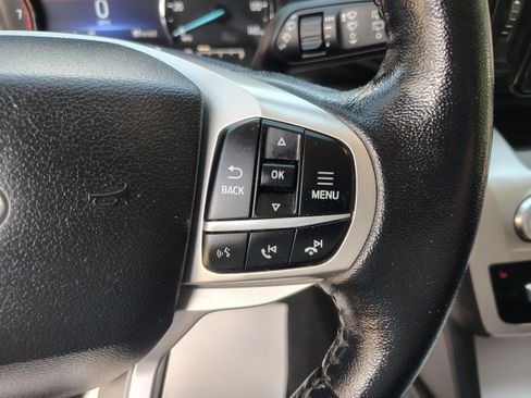 Used 2021 Ford Explorer XLT AWD/4WD image 33