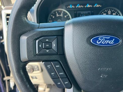 Used 2017 Ford F150 XLT w/ Equipment Group 302A Luxury AWD/4WD image 19