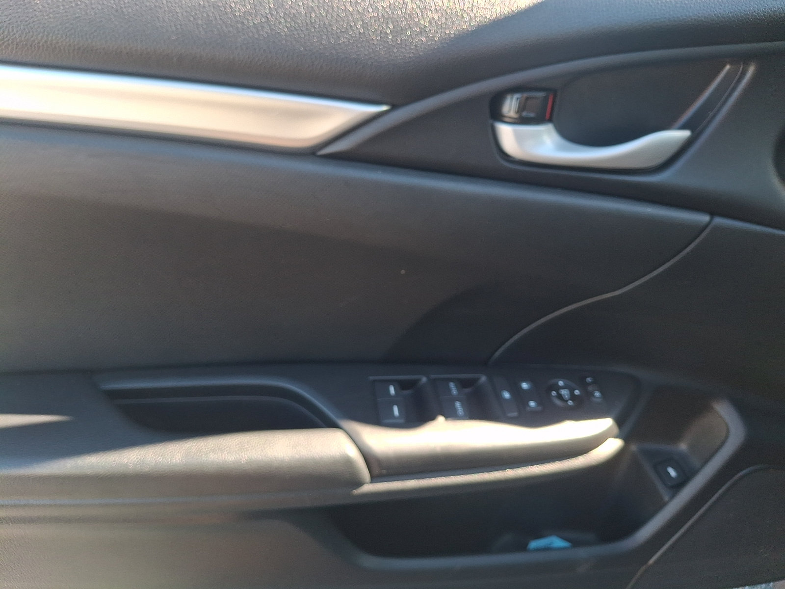 Used 2019 Honda Civic Sport image 12