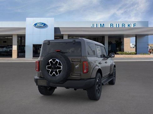 Used 2025 Ford Bronco Outer Banks image 8