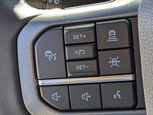 Used 2025 Ford F150 XLT w/ Equipment Group 302A MID image 11