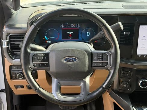 Used 2023 Ford F250 Lariat w/ Chrome Package AWD/4WD image 27