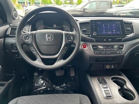 Used 2023 Honda Ridgeline Sport image 11