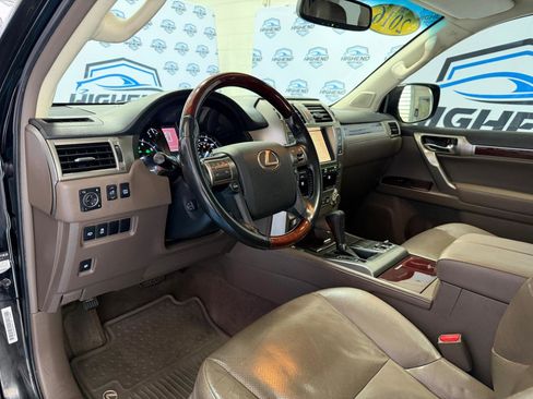 Used 2016 Lexus GX 460 w/ Premium Package image 14