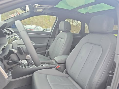 Certified 2023 Audi Q3 2.0T Premium Plus w/ Premium Plus Package image 15