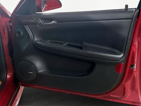 Used 2013 Chevrolet Impala LTZ image 27