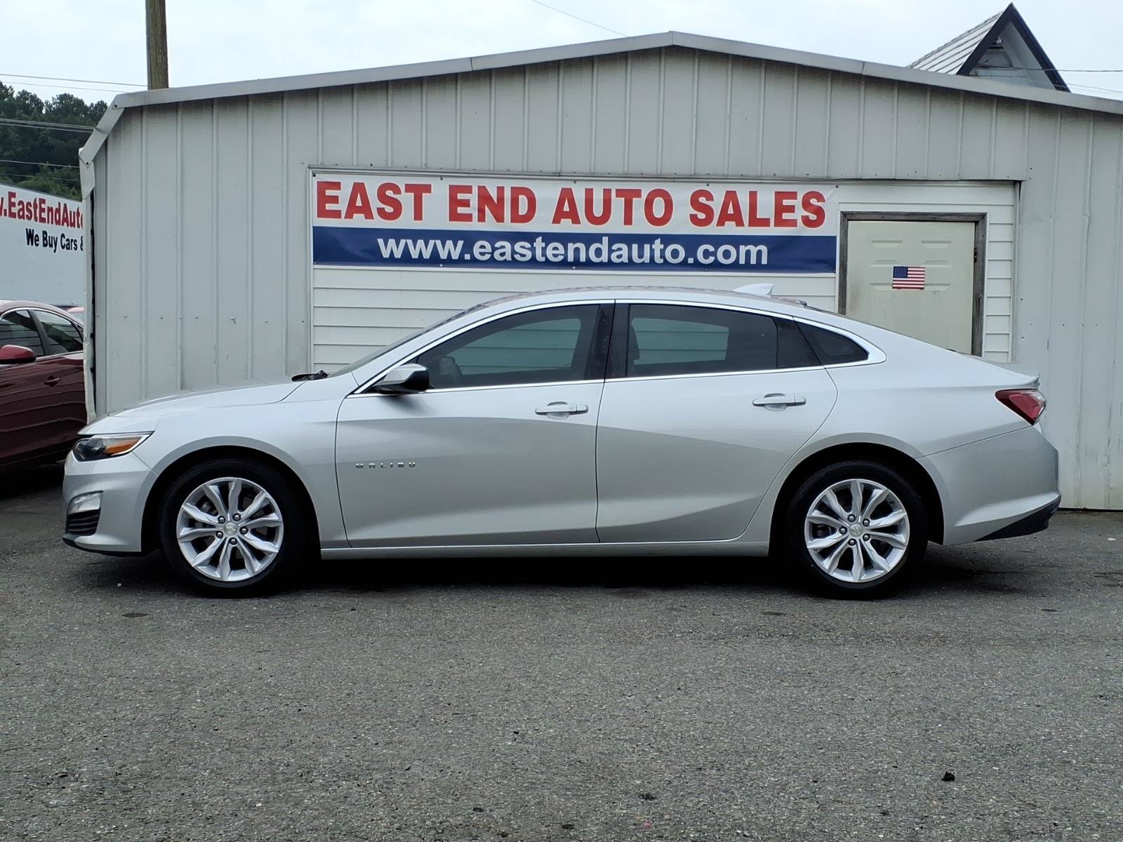 Used 2019 Chevrolet Malibu LT FWD image 2