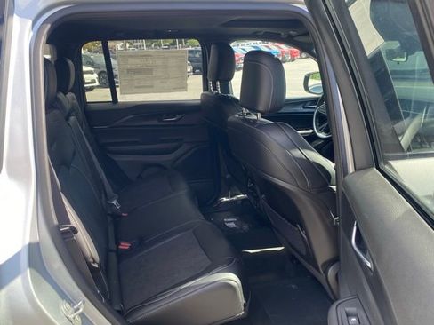 New 2025 Jeep Grand Cherokee Altitude w/ Trailer Tow Package image 30