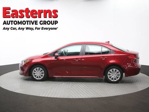 Used 2025 Toyota Corolla LE FWD image 60