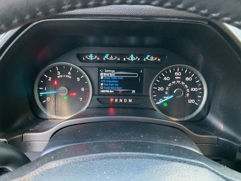 Used 2019 Ford F150 XLT w/ Equipment Group 302A Luxury image 11