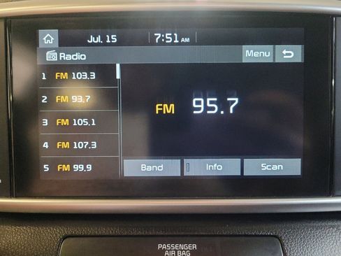 Used 2022 Kia Sportage LX AWD/4WD image 25
