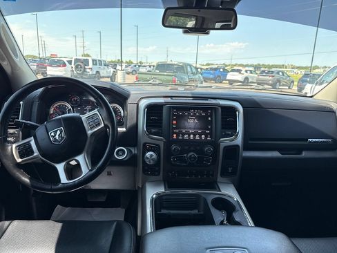 Used 2017 RAM 1500 Laramie w/ Convenience Group AWD/4WD image 12