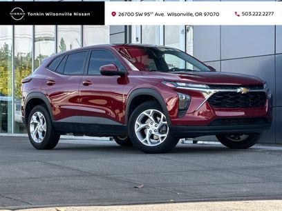 Used 2024 Chevrolet Trax LS w/ LS Convenience Package