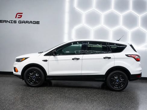 Used 2018 Ford Escape S FWD image 4