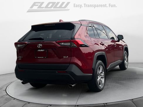 Used 2025 Toyota RAV4 XLE FWD image 9