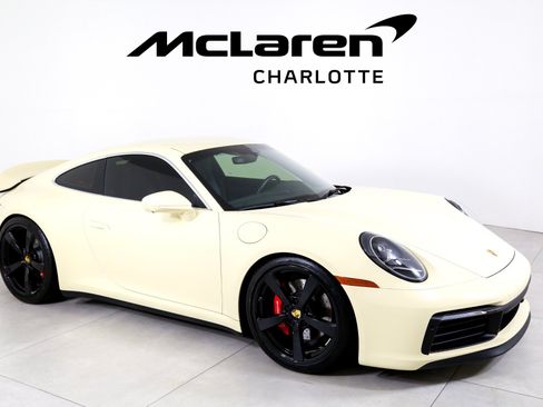 Used 2021 Porsche 911 Carrera S RWD image 2