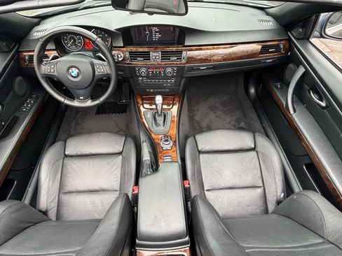 Used 2013 BMW 335i Convertible image 29