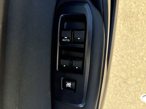 Used 2019 Ford Ranger XLT w/ Equipment Group 301A Mid image 10