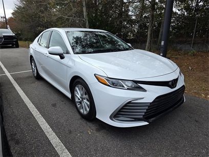 Used 2022 Toyota Camry LE w/ Carpet Mat Package (TMS)