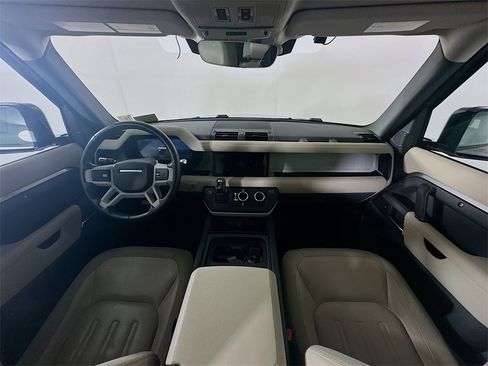 Used 2020 Land Rover Defender 110 S image 10