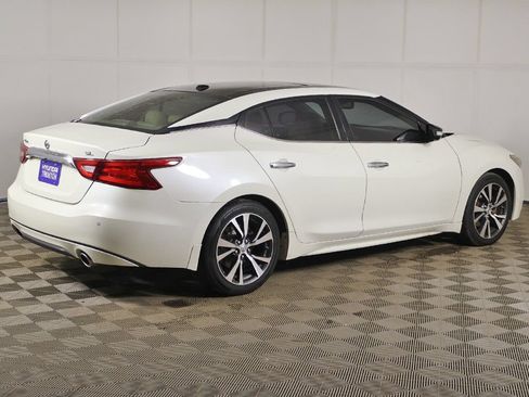Used 2017 Nissan Maxima 3.5 SL FWD image 12
