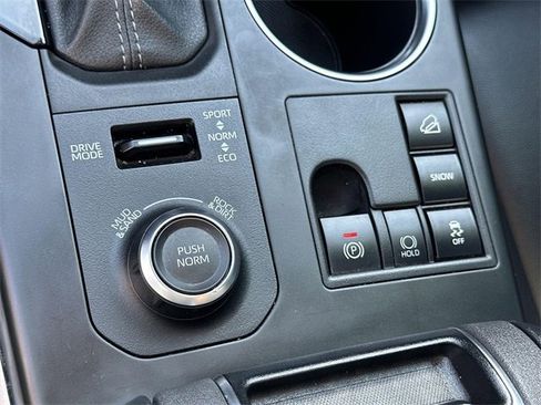 Used 2024 Toyota Highlander XSE image 38