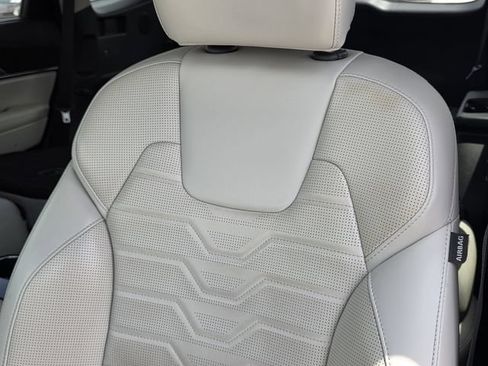 Used 2021 Kia Telluride SX w/ SX Prestige Package AWD/4WD image 8