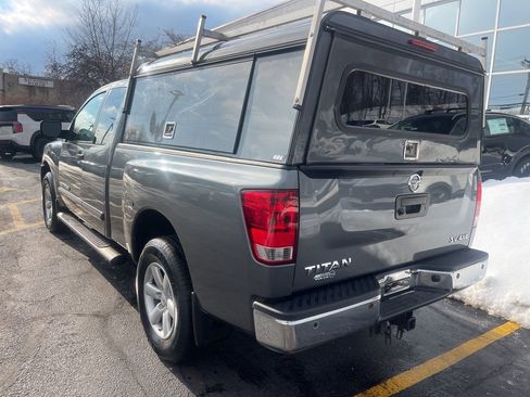 Used 2014 Nissan Titan SV w/ SV Value Truck Package image 3
