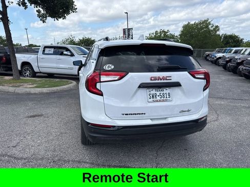 Used 2023 GMC Terrain SLE w/ Driver Convenience Package FWD image 10