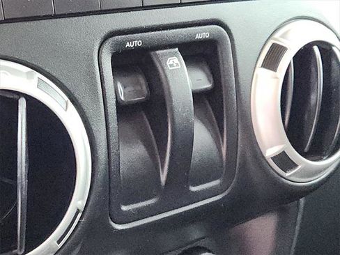 Certified 2017 Jeep Wrangler Sahara w/ Connectivity Group image 18