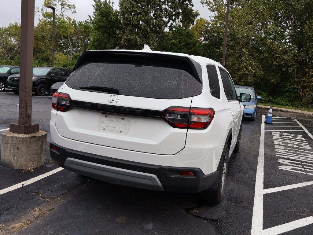 Used 2024 Honda Pilot EX-L image 7