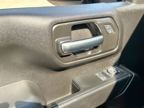 Used 2025 Chevrolet Silverado 2500 W/T w/ WT Convenience Package image 13