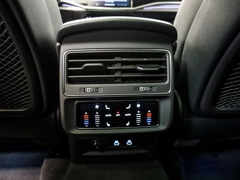 Used 2023 Audi SQ8 Premium Plus image 11